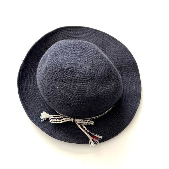 Hat Attack Navy Woven Cotton Hat - Picture 1 of 5